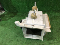 ヒーターユニット SUBARU LEGACY OEM 72110AE000 BE9 BH9 BH5 BE5 BHE BEE 2001 EJ254 AT