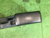 Glovebox and armrest высокий SUBARU LEGACY OEM 92060AC000ML BG9 BG5 BD5 BD9 1997 grey 55D