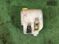 กระปุกน้ำฉีดกระจก 86610FC000 SUBARU LEGACY