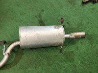 Silencioso trasero SUBARU LEGACY OEM 44305AC540 BG9 BG5 1997 EJ25 AT