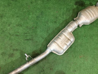 ท่อไอเสียท่อนกลาง SUBARU LEGACY OEM 44200AC080 BG9  BD9 1997 EJ25 AT