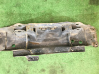 Travessa traseira SUBARU LEGACY OEM 20151FA101 BG9 BG5 BD5 BD9 1996 EJ25 AT