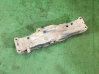 Travessa traseira SUBARU LEGACY OEM 20151FA101 BG9 BG5 BD5 BD9 1996 EJ25 AT