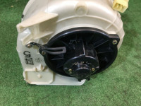 ブロアモーター SUBARU LEGACY OEM 72210AC100 BG9 BG5 BD5 BD9 1996 EJ25 AT
