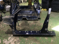 Estribo metálico izquierdo SUBARU LEGACY OEM 51415AC070 BG9 BG5 BD5 BD9 1996 cosmic blue mica 416