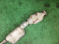 Secção central do escape SUBARU LEGACY OEM 44200AC080 BG9  BD9 1996 EJ25 AT