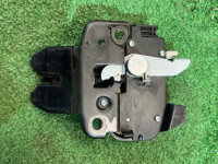 Trunk lock 57530AG010 SUBARU LEGACY