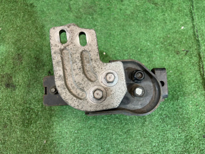 右エンジンマウント SUBARU LEGACY OEM 41020AG020 BL5 2003 EJ20X