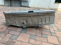Spare wheel well (trunk floor pan) SUBARU LEGACY B4 OEM 52122AE180 BE5 1999 silver 792