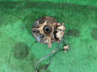 ดุมล้อหน้าซ้าย SUBARU LEGACY OEM 28313AE030 28316-AE000 26291AC031 BH9 2001 EJ254 AT