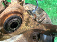 ดุมล้อหน้าซ้าย SUBARU LEGACY OEM 28313AE030 28316-AE000 26291AC031 BH9 2001 EJ254 AT