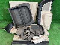 Revestimento da bagageira SUBARU OUTBACK OEM 94027AG130JC 94027AG140JC 91144AG010 95066AG010JC BP9 2004 gold 3M4