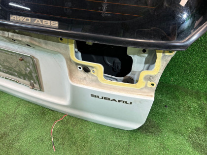 ประตูท้าย SUBARU LEGACY OEM 61700AC000 BG5 1997 white 51E