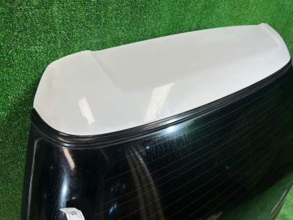 ประตูท้าย SUBARU LEGACY OEM 61700AC000 BG5 1997 white 51E