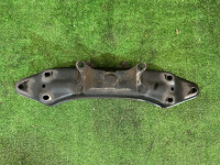 คานรองเกียร์ SUBARU OUTBACK OEM 41022AG100 41011AG030 BPE 2007 EZ30 AT