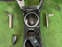 グローブボックス・アームレスト комплект SUBARU OUTBACK OEM 92114AG120JC 66120AG101JC 35170AG000 BPE 2007 Grey 65Z