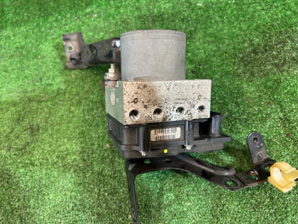 ABSユニット SUBARU OUTBACK OEM 27534AG160 BPE 2007 EZ30 AT