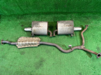หม้อพักไอเสีย и средняя часть SUBARU OUTBACK OEM 44200AG050 44380AG010 44380AG000 BPE 2007 EZ30 AT