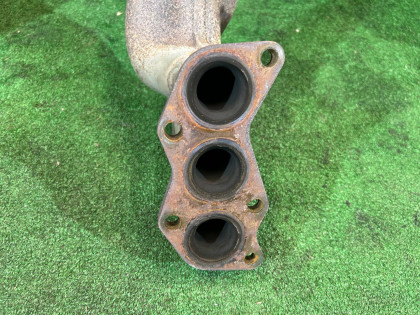 ท่อร่วมไอเสีย SUBARU OUTBACK OEM 44620AA990 44620AB000 BPE 2007 EZ30 AT