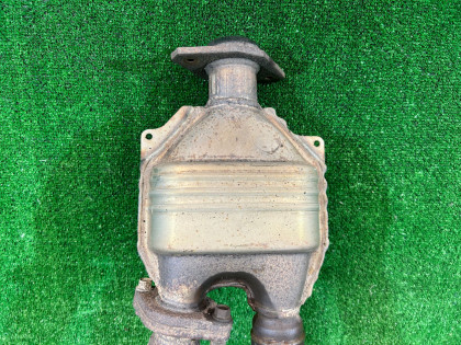 ท่อร่วมไอเสีย SUBARU OUTBACK OEM 44620AA990 44620AB000 BPE 2007 EZ30 AT