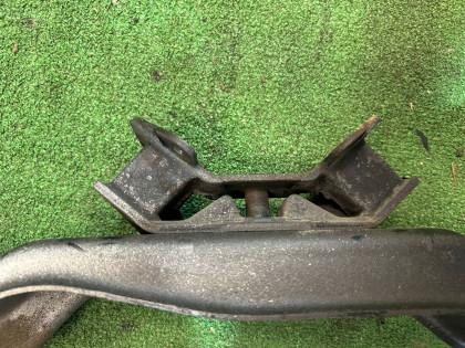 Travessa da caixa SUBARU LEGACY OEM 41021AC380 41021AC380 BG5 1998 EJ20DD AT