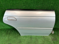 ประตูหลังขวา 61400AC300 SUBARU LEGACY