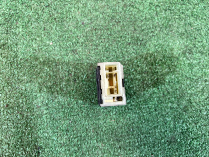 Windscreen heater switch SUBARU LEGACY OEM 83243AC030 BG5 1998 EJ20DD AT