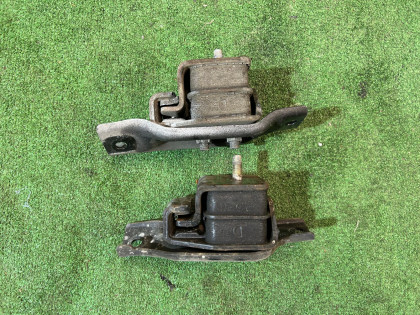 エンジンマウント SUBARU LEGACY OEM 41022FA000 BG5 1998 EJ20DD AT