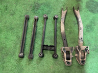 Brazos de suspensión traseros SUBARU LEGACY OEM 20250AC100  20255AA300 20255AA310 20270AA001 BG5 1998 EJ20DD AT