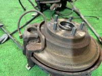 Bujes traseros SUBARU LEGACY OEM 28052AA031 28016AA020 BG5 1998 EJ20DD AT