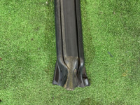 Уплотнитель дверей правый SUBARU LEGACY OEM 62710AC100 BG5 1998 Silver 406
