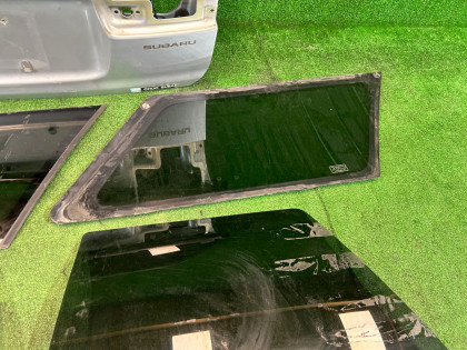 后车窗玻璃 В заводской тонировке! SUBARU LEGACY OEM 63210AC210NA,63210AC200NA, 65209AC250NB 65209AC260NB 60201AC072NB BG5 1998