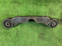 Differential mount SUBARU LANCASTER OEM 41310AE001 BH9 2001 EJ254 AT