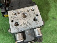 กล่อง ABS VDC SUBARU LANCASTER OEM 27536AE001 BH9 2001 EJ254 AT