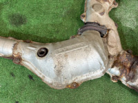 แคทาลิติก выпускной коллектор SUBARU LANCASTER OEM 44111AE160 44109AE001 BH9 2001 EJ254 AT