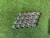 น็อตล้อ SUBARU LANCASTER OEM 623006021 BH9 2001
