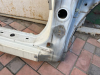 ชายล่างตัวถังขวา цвет 07C SUBARU LANCASTER OEM 52154AE161 BH9 2001 White 07C