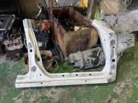 ชายล่างตัวถังขวา цвет 07C 52154AE161 SUBARU LANCASTER