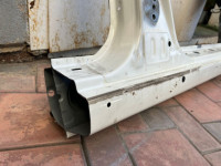 ชายล่างตัวถังขวา цвет 07C SUBARU LANCASTER OEM 52154AE161 BH9 2001 White 07C
