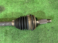 เพลาขับหน้า SUBARU LANCASTER OEM 28321FE040 BH9 2001 EJ254 AT