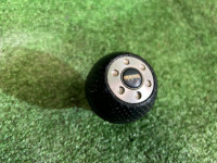 หัวเกียร์ MOMO SUBARU LANCASTER OEM 35126FE000 BH9 2001 EJ254 AT