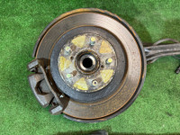 Cubos traseiros SUBARU LANCASTER OEM 28474AE000 28462AE011 BH9 2001 EJ254 AT