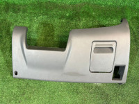 แผงพลาสติกใต้พวงมาลัย SUBARU LANCASTER OEM 66075AE000ML BH9 2001 White 07C