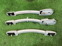 มือจับเพดาน SUBARU LANCASTER OEM 92043AE000OB  92041AE020OB 92041AE030OB BH9 2001 White 07C