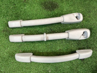 มือจับเพดาน SUBARU LANCASTER OEM 92043AE000OB  92041AE020OB 92041AE030OB BH9 2001 White 07C