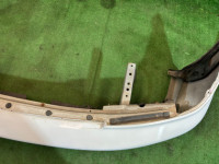 Parachoques delantero B 11 SUBARU LEGACY OEM 57720AC130SG 57722AC141 57718AC000 84501AC220 84501AC450 84501AC470 BD5 1998 White 51E