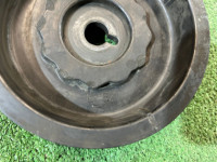 Polia da árvore de cames de escape esquerda SUBARU LEGACY LANCASTER OEM 13054AA033 BH9 2001 EJ254 AT