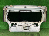Дверь пятая Цвет 51Е SUBARU LEGACY OEM 61700AC000 BG5 1997 white 51E