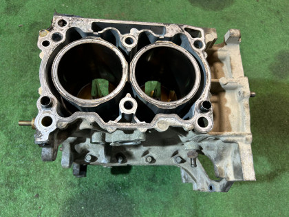 缸体 SUBARU LEGACY OEM 11010AB300 BMM 2012 FB25