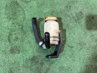 กระปุกน้ำมันเพาเวอร์ SUBARU LEGACY B4 OEM 34630AE030 BEE 2002 EZ30